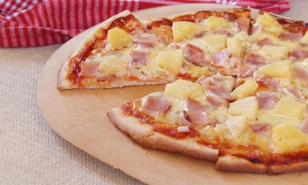 Рецепт гавайської піци з куркою